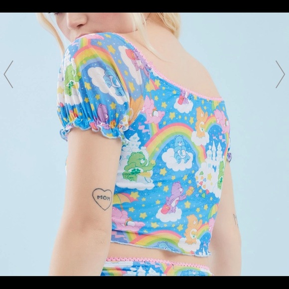 Sharing Is Caring Mesh Crop Top - Picture 2 of 2